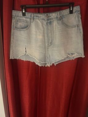 wild fable light blue distressed denim cutoff shorts